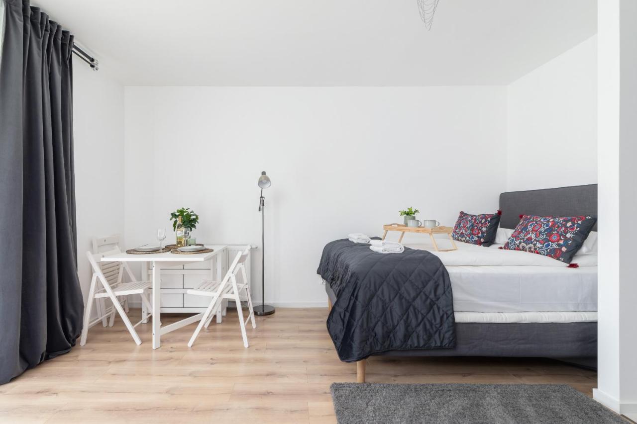 Elegant Pet-Friendly Studio In Krakow By Noclegi Renters Zewnętrze zdjęcie