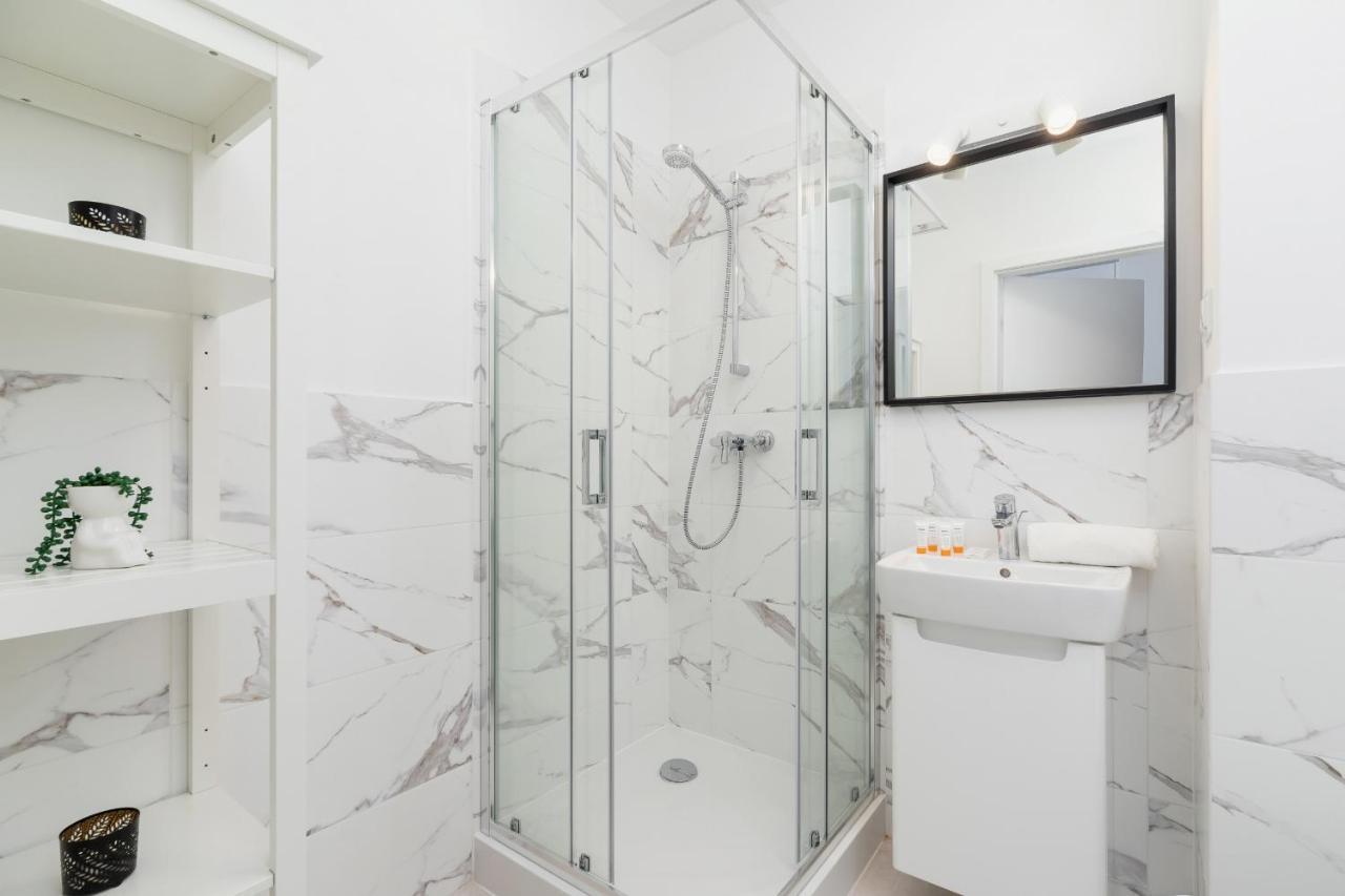 Elegant Pet-Friendly Studio In Krakow By Noclegi Renters Zewnętrze zdjęcie